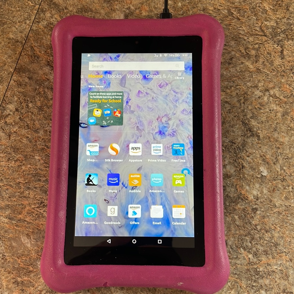 Kindle Fire tablet working perfectly , very good condition